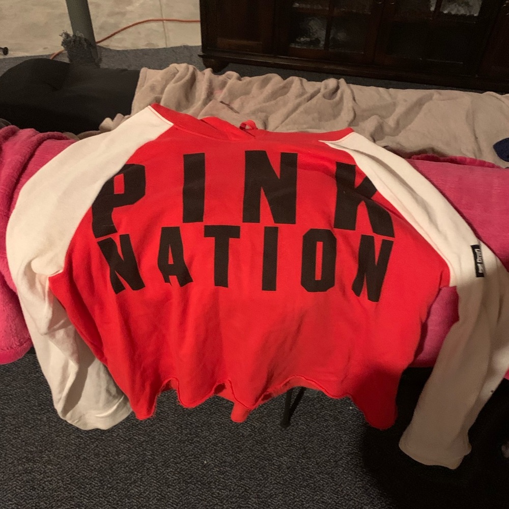 VS HOODIE